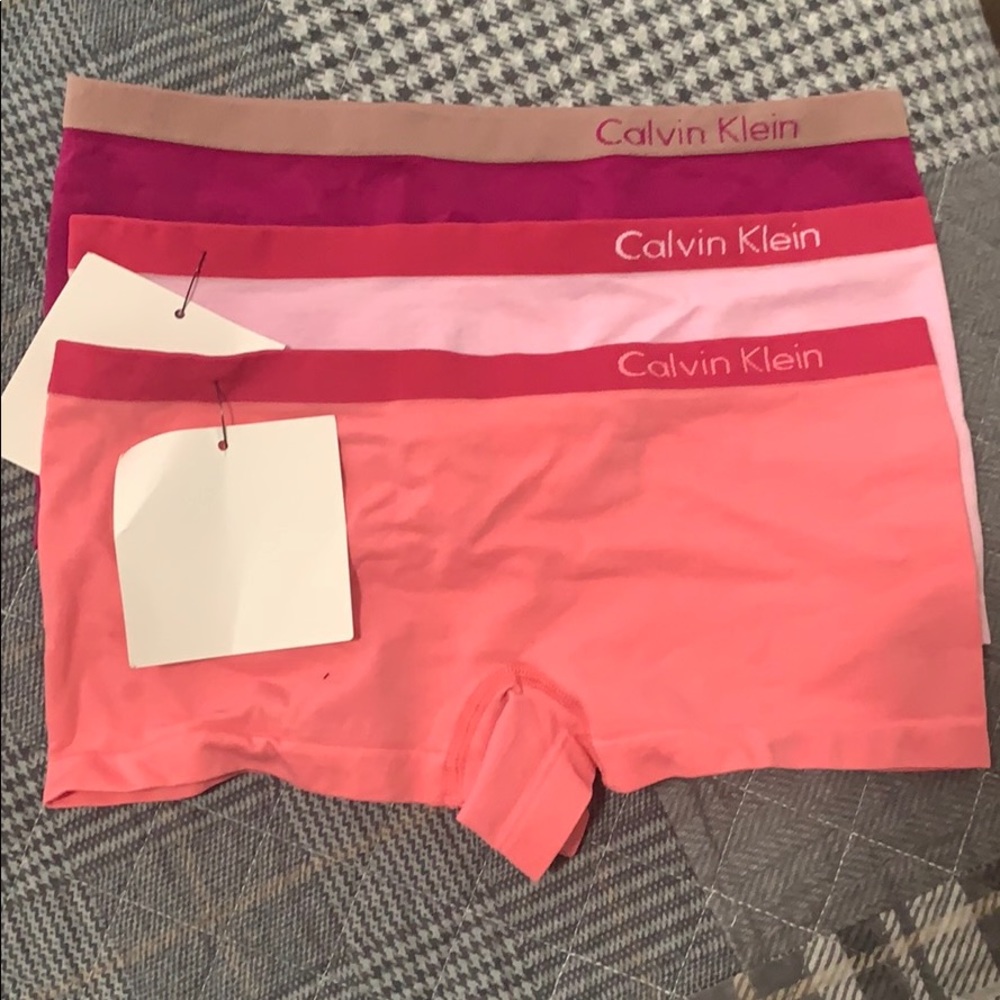 Calvin Klein pure seamless boyshort panties 3pk